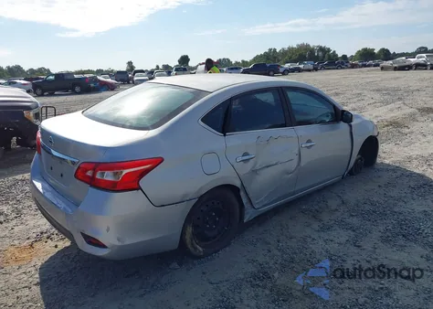 2017 Nissan Sentra S z USA, uszkodzony, nr VIN 3N1AB7AP1HY255327